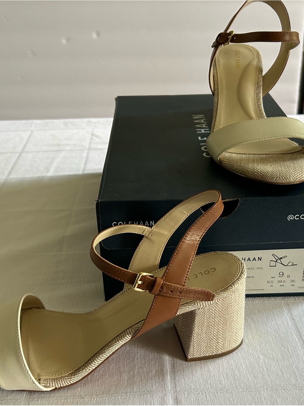 Cole Haan Josie Block Heel Sandals Ivory Honey Linen Size 9B w/ Box